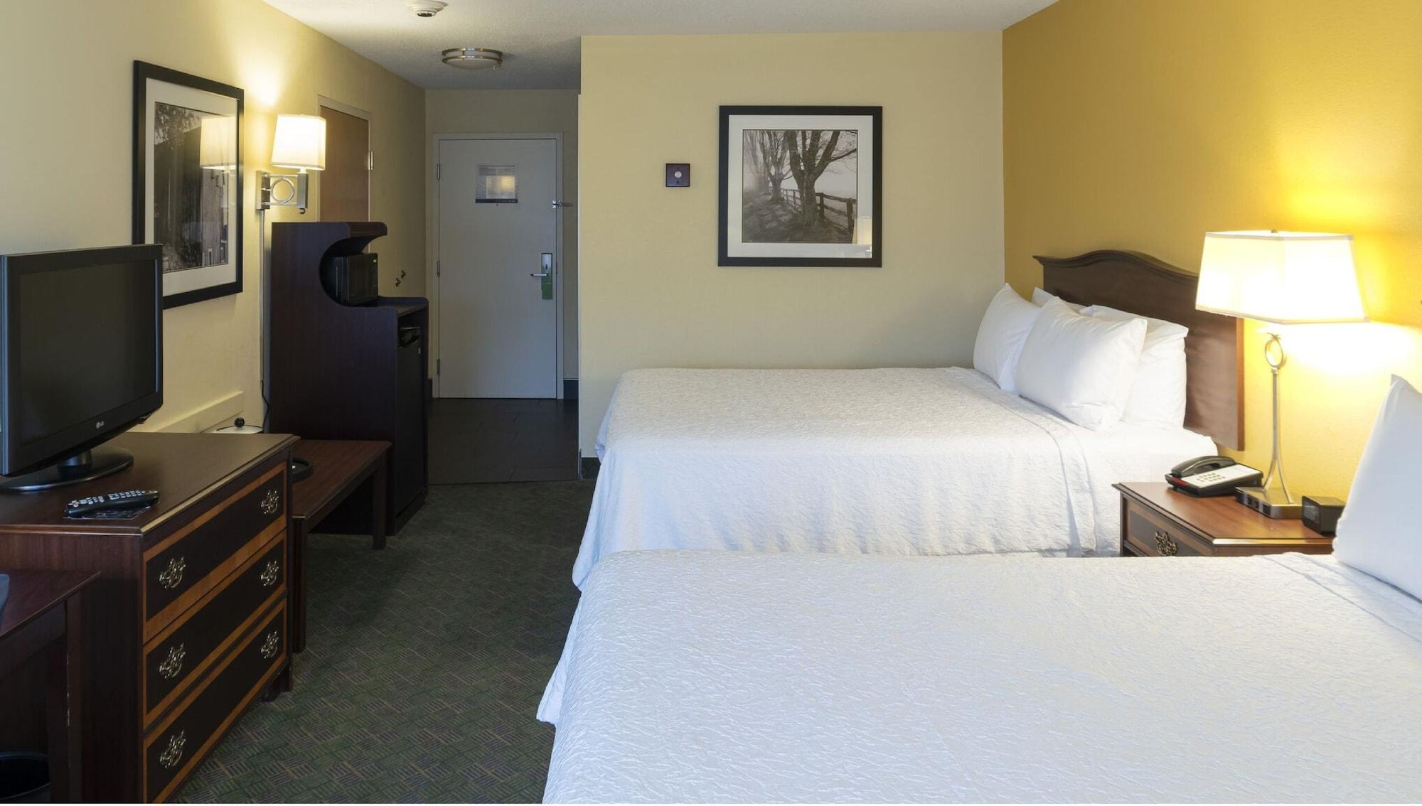 Hampton Inn New Philadelphia Dış mekan fotoğraf