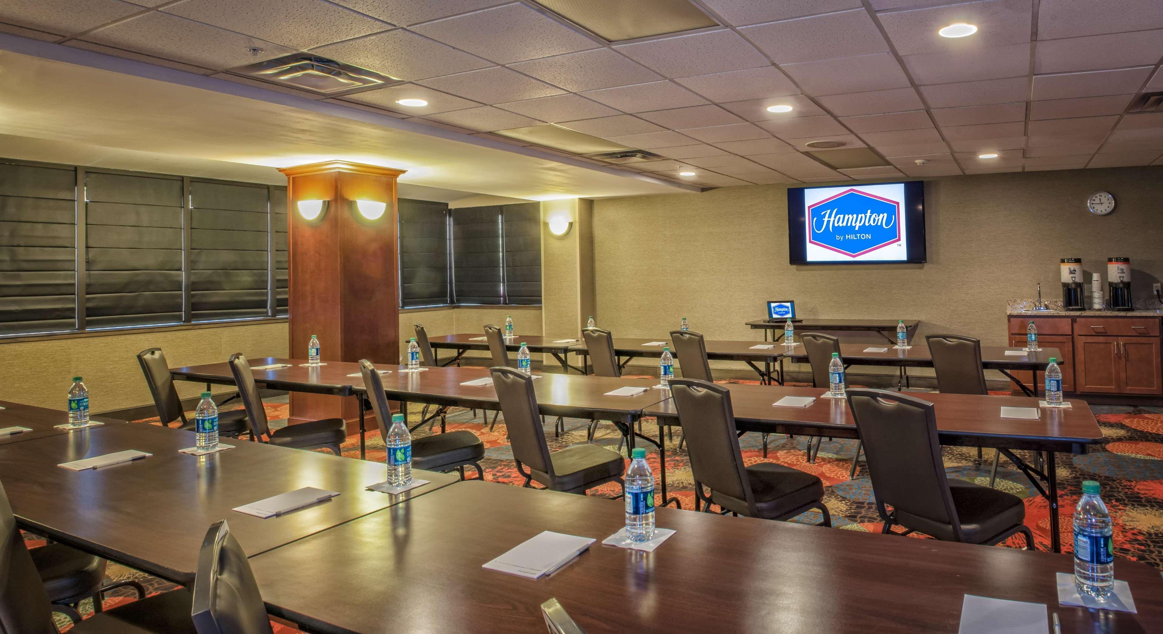 Hampton Inn New Philadelphia Dış mekan fotoğraf