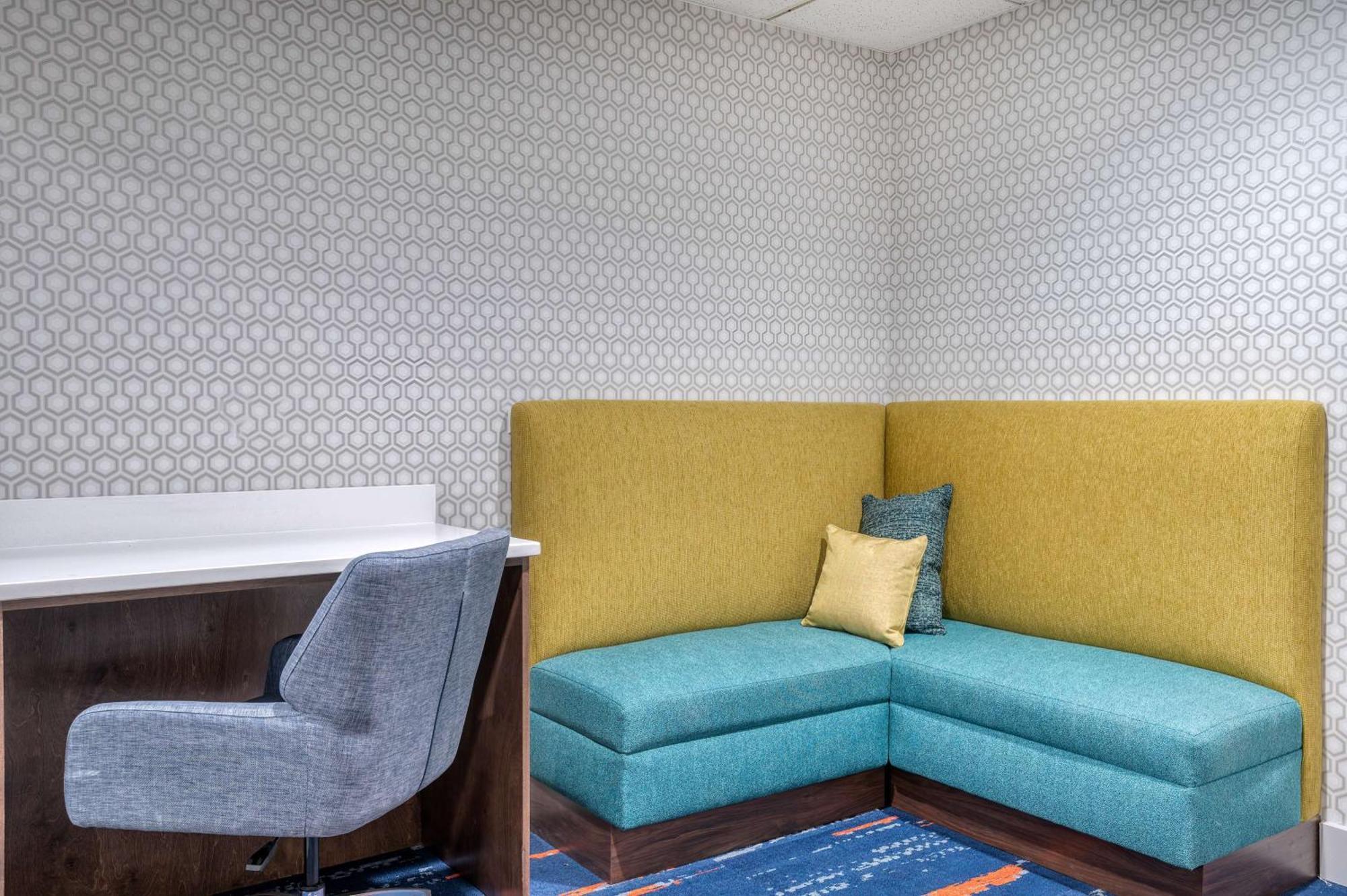 Hampton Inn New Philadelphia Dış mekan fotoğraf