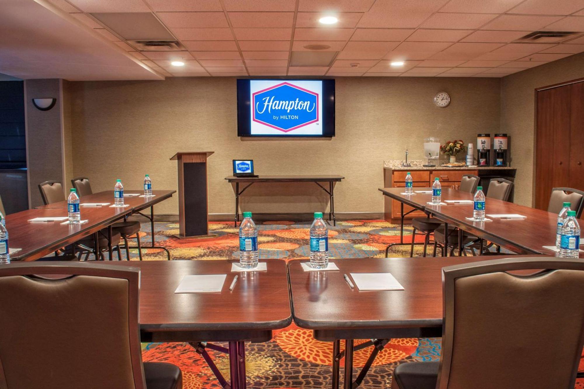 Hampton Inn New Philadelphia Dış mekan fotoğraf